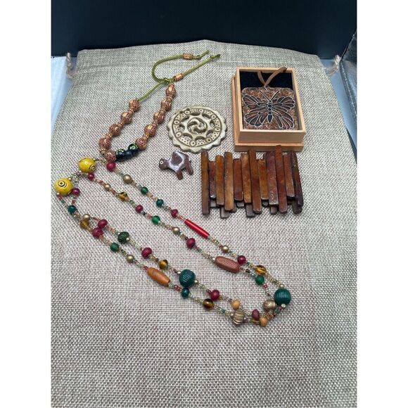 Not so Mystery Mystery Bag of 6 Assorted Vintage Jewelry made of Wood Stone - Picture 1 of 6